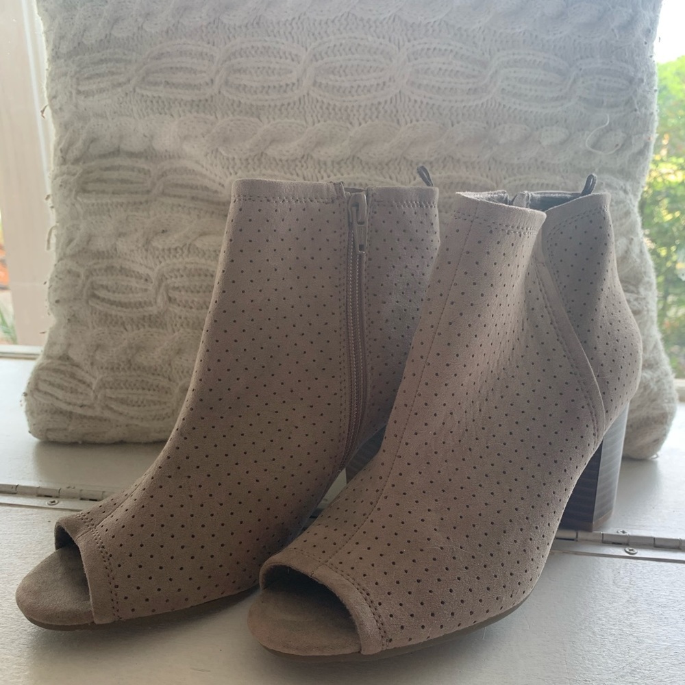 Old Navy Booties